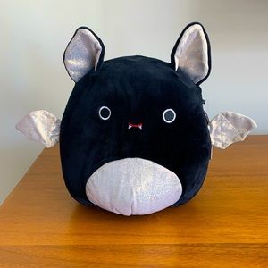 Emily the Black Bat 8” Silver Belly Halloween Squishmallow